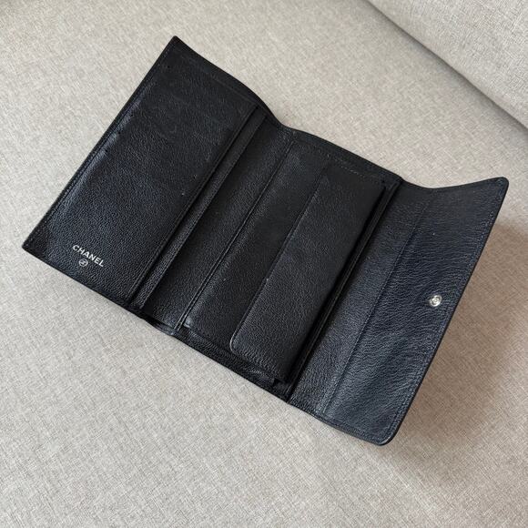 CHANEL Logo Leather Tri-fold Wallet Silver CC Snap Long Card Pouch Envelope - Picture 6 of 9